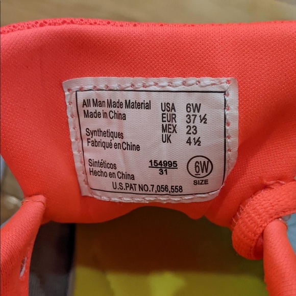 Brand NEW Champion US Size 6 in Neon Orange and Gray - Picture 5 of 6